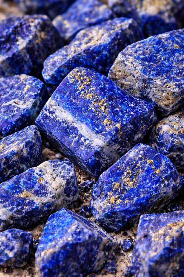 Lapiz Lazuli Raw crystals